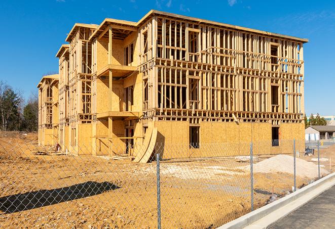 a mobile fence protecting a job site and workers in Richland